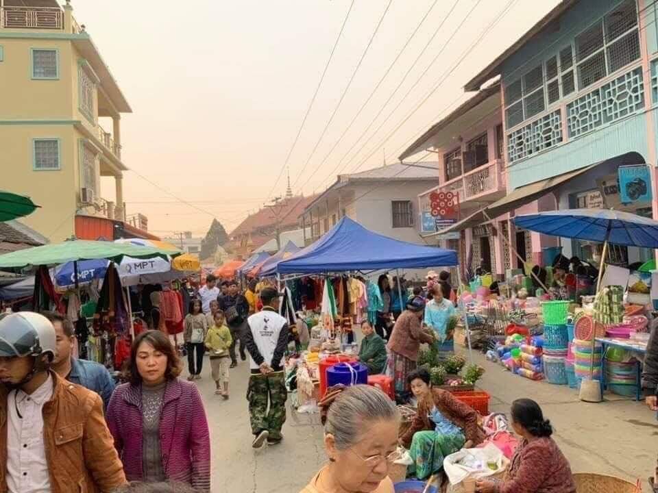 ရိုးရာမပျက် ကျင်းပသည့် ကျိုင်းတုံ စော်ဘွားစျေးနေ့ကို မကျင်းပတော့