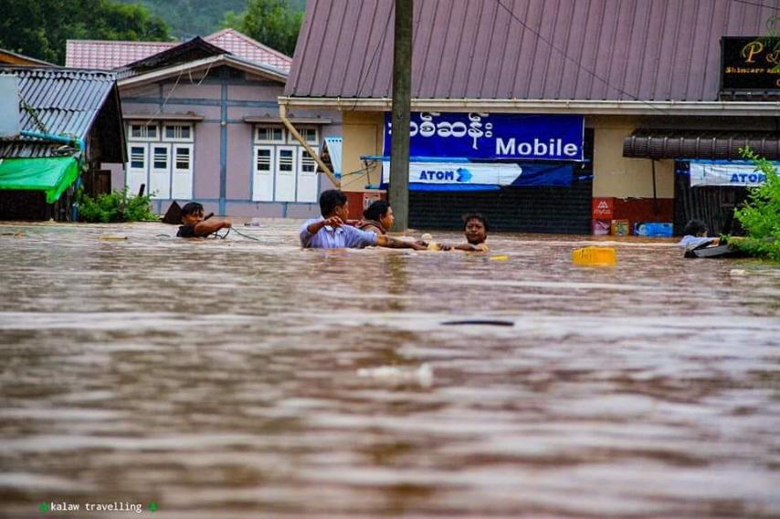 ကလောရေဘေးကြောင့် ကယ်ဆယ်ရေးစခန်းများတွင် လူဦး ရေ(၇၀၀၀ )ကျော် အစားအစာနှင့်သောက်ရေများ လိုအပ်နေ