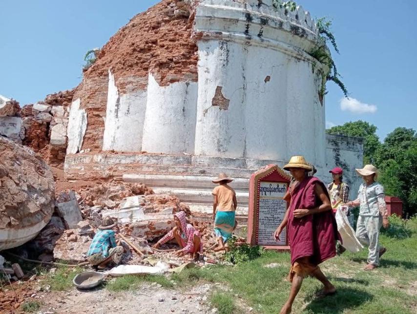 အင်းဝရှေးဟောင်းဘုရား ရာကျော်ပျက်စီးများရှင်းလင်းရေးတွင် ရှေး/သု အပြင် ပရဟိတဆရာတော်အဖွဲ့ တစ်ဖွဲ့ကသာ ရှင်းလင်းဆောင်ရွက်နေ